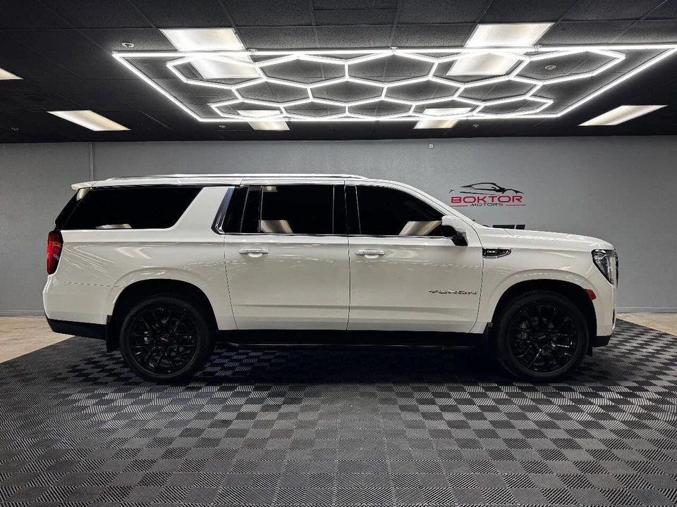 2023 GMC Yukon 5th Gen - Image 14 of 21