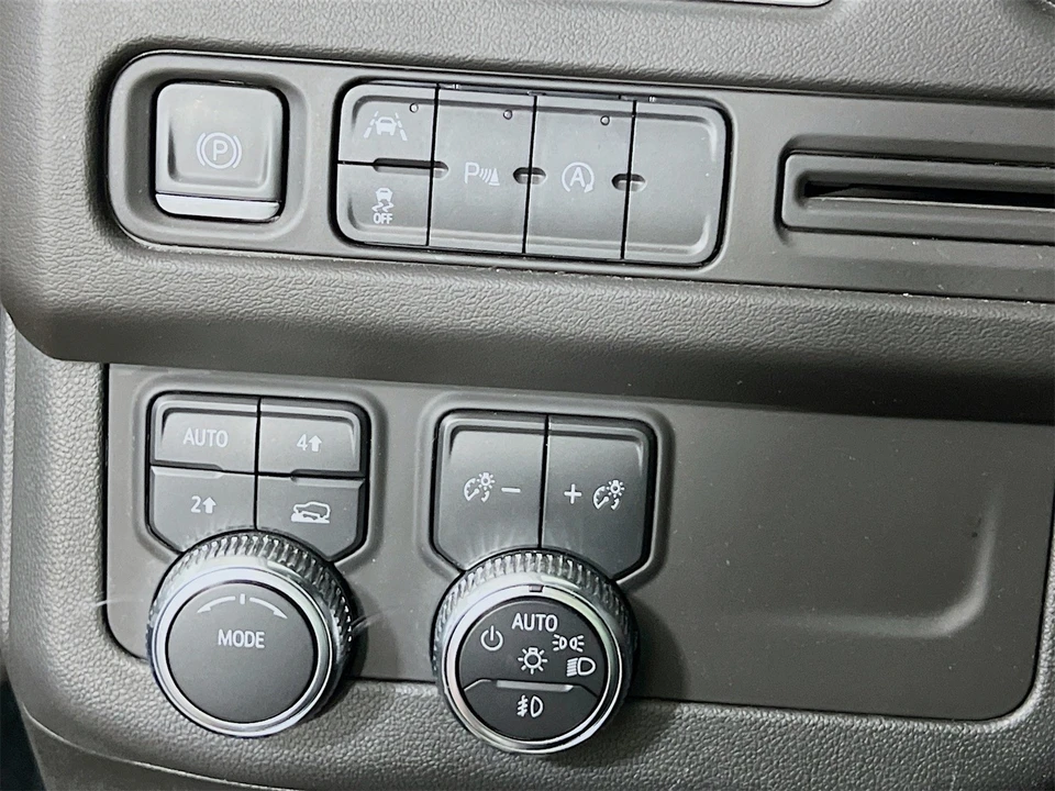 2023 GMC Yukon 5th Gen - Image 12 of 12
