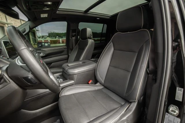 2023 GMC Yukon 5th Gen - Image 20 of 21