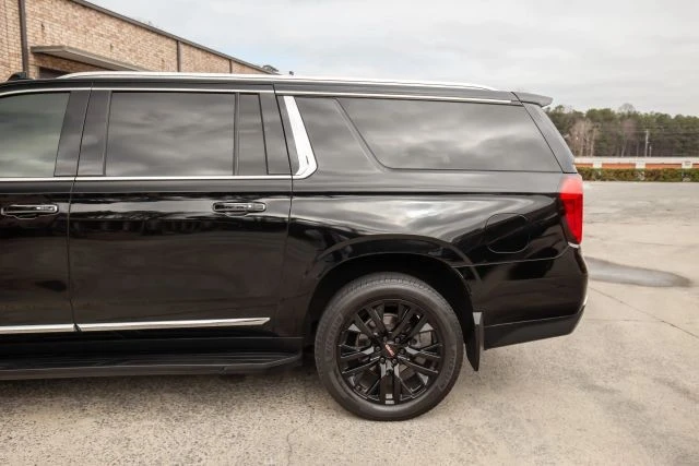 2023 GMC Yukon 5th Gen - Image 7 of 21