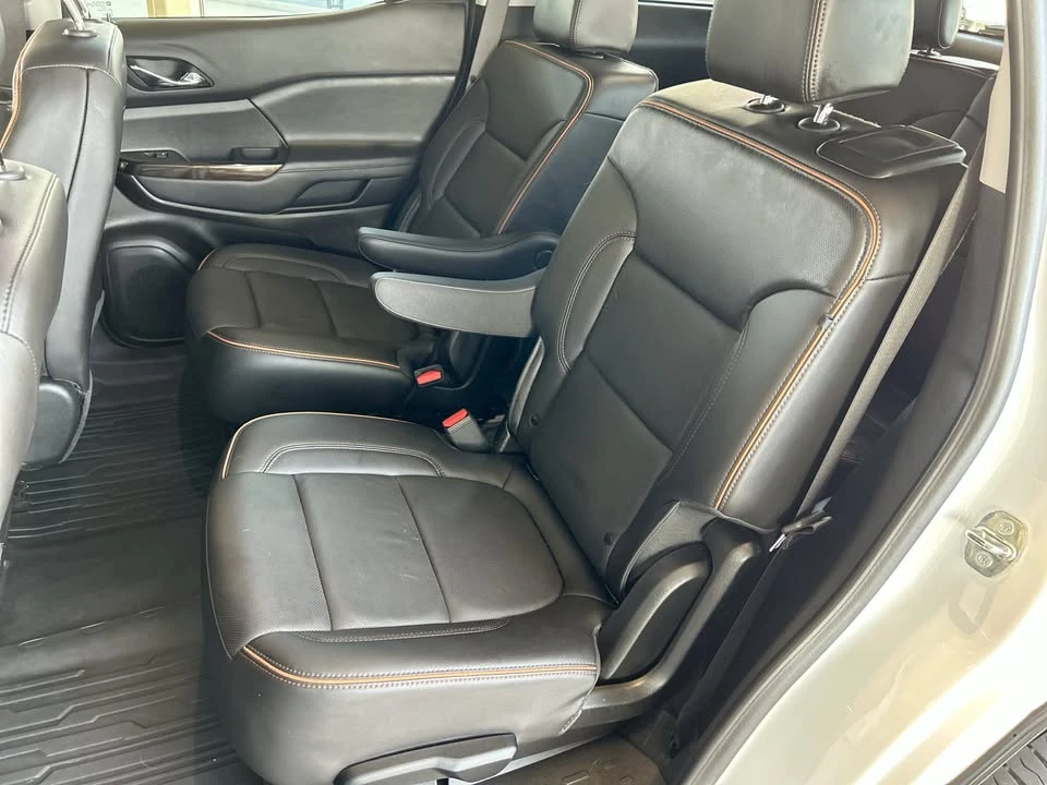 2023 GMC Acadia - Image 14 of 16