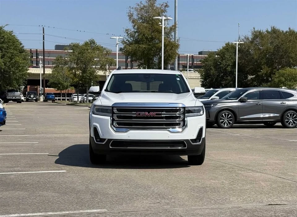 2023 GMC Acadia - Image 6 of 9