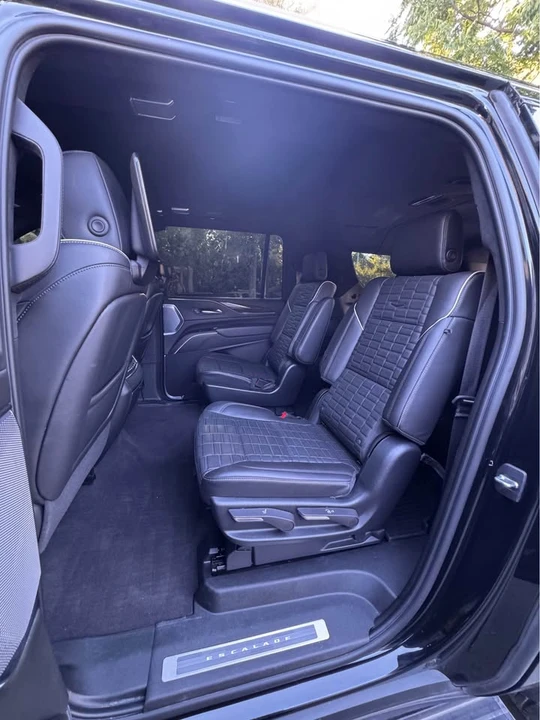 2023 Cadillac Escalade 5th Gen - Image 6 of 10