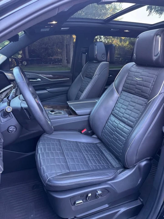 2023 Cadillac Escalade 5th Gen - Image 5 of 10