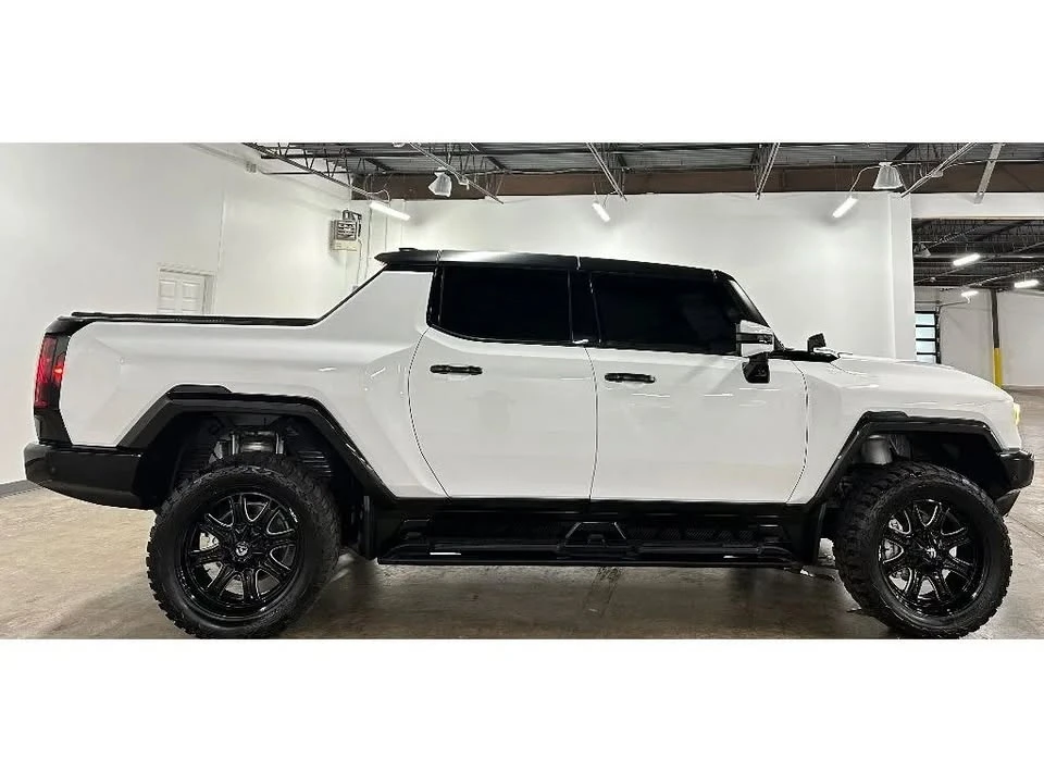 2023 GMC Hummer EV - Image 6 of 20