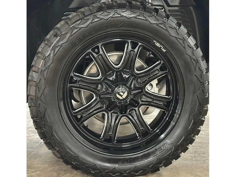 2023 GMC Hummer EV - Image 8 of 20