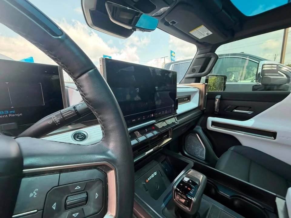 2023 GMC Hummer EV - Image 5 of 20