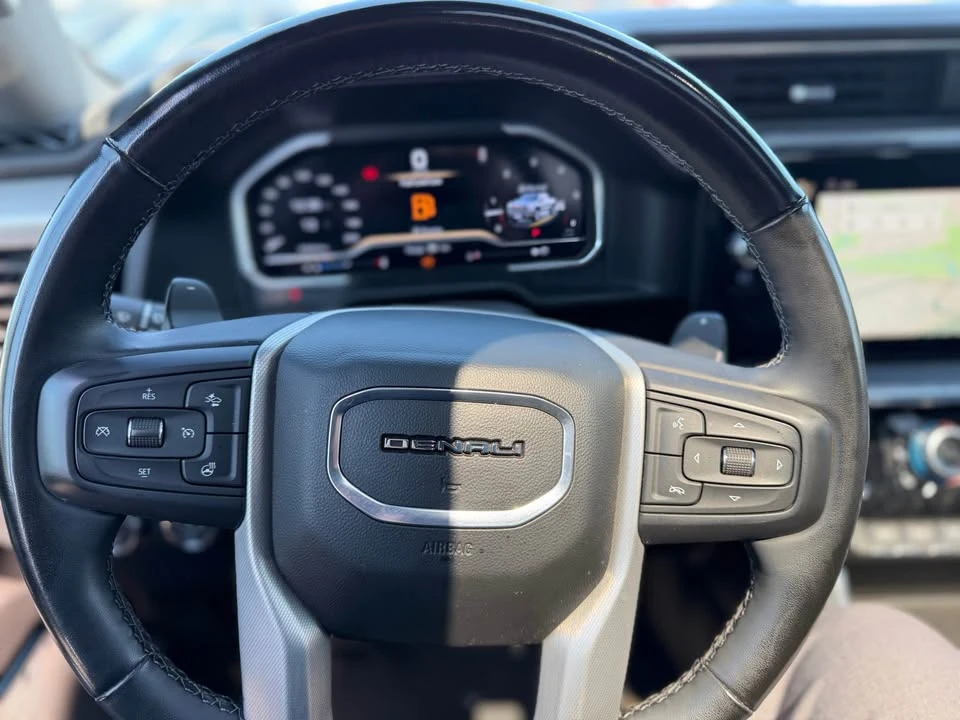 2023 GMC Sierra 5th Gen - Image 16 of 17