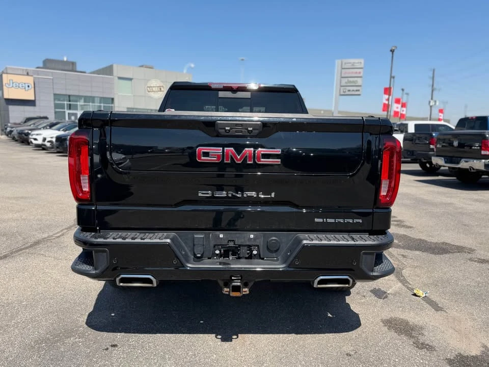 2023 GMC Sierra 5th Gen - Image 4 of 17