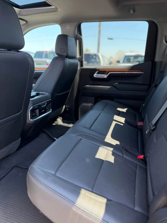 2023 GMC Sierra 5th Gen - Image 17 of 17
