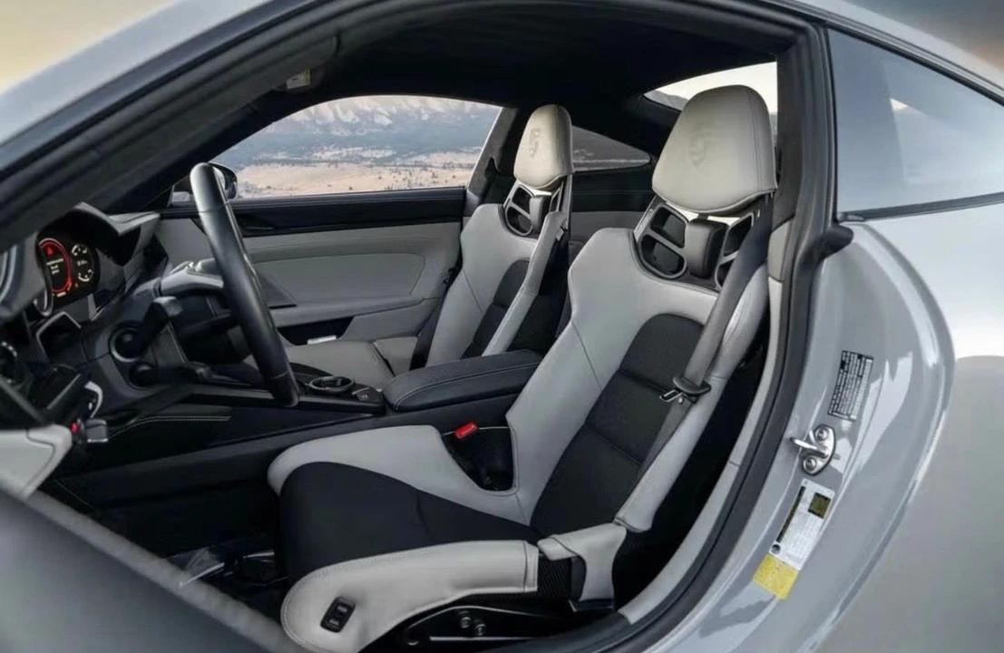 2023 Porsche 992 GT3 Touring - Image 2 of 4