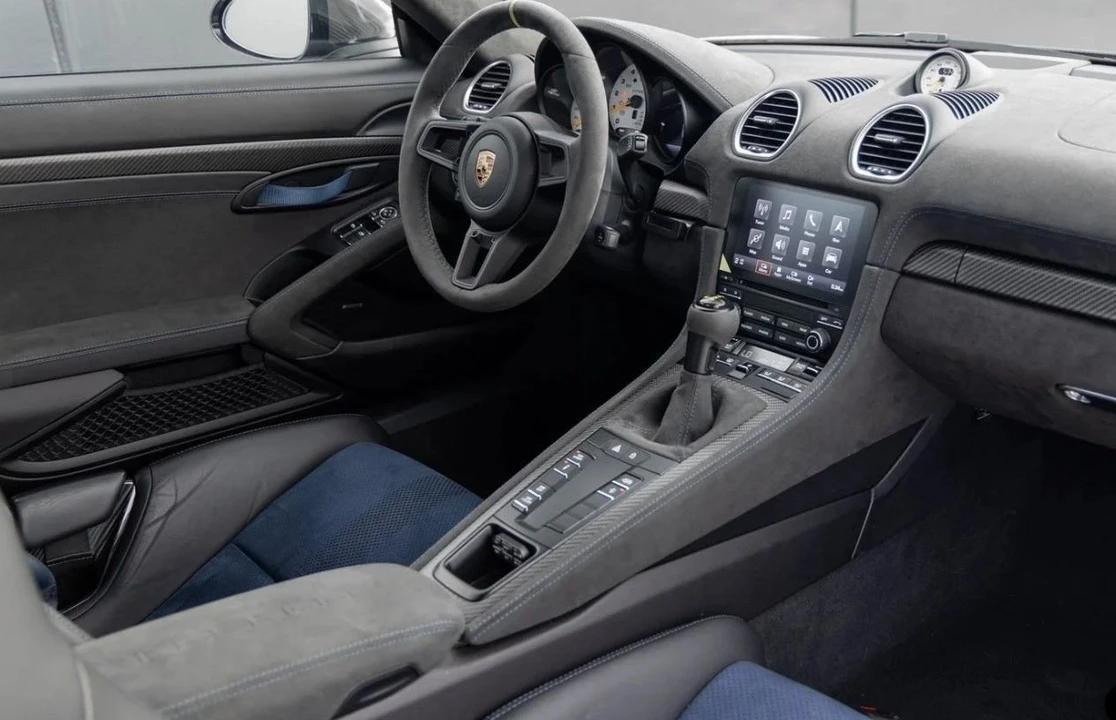 2023 Porsche 718 Cayman GT4 RS - Image 4 of 6