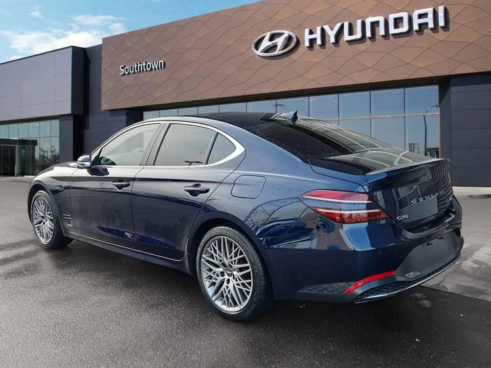 2023 Genesis G70 - Image 4 of 11