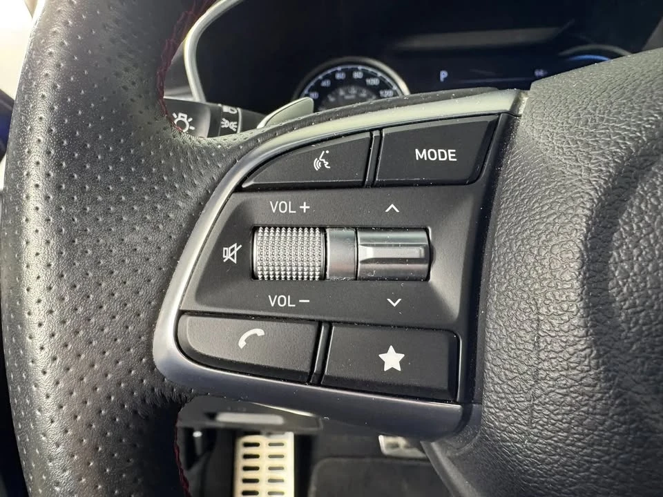 2023 Genesis G70 - Image 8 of 20