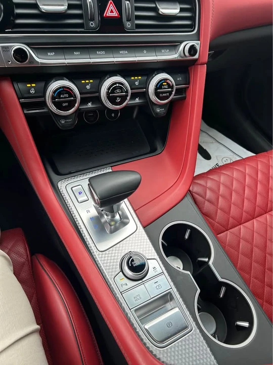2023 Genesis G70 - Image 14 of 15