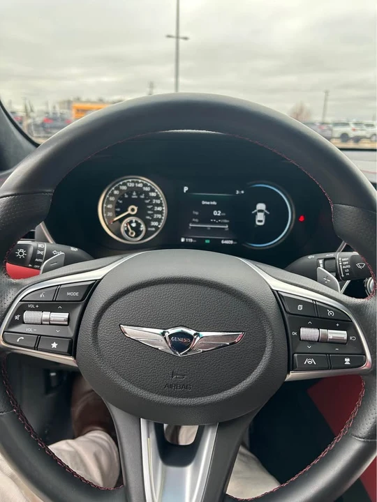 2023 Genesis G70 - Image 13 of 15