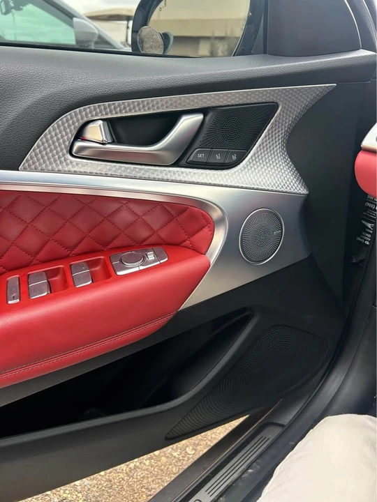 2023 Genesis G70 - Image 12 of 15