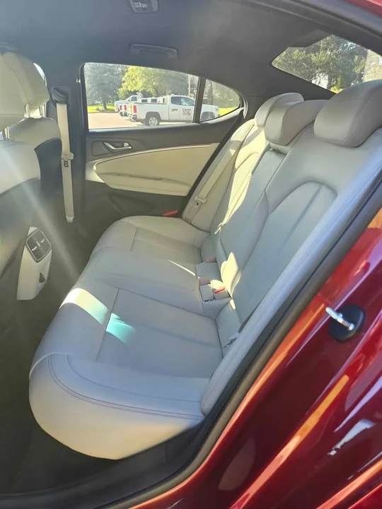 2023 Genesis G70 - Image 6 of 8