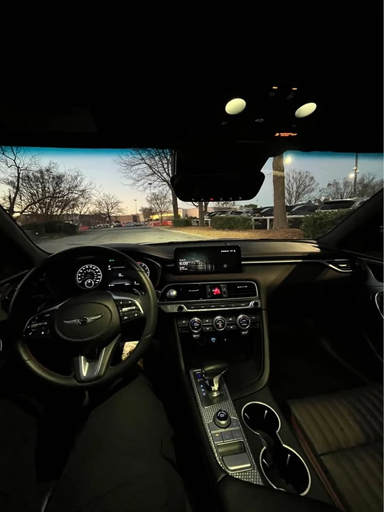 2023 Genesis G70 - Image 9 of 15