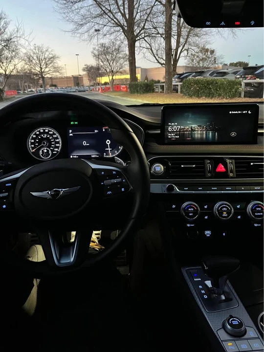 2023 Genesis G70 - Image 7 of 15