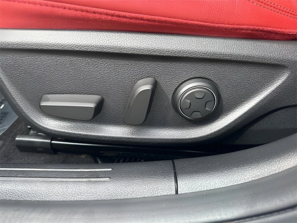 2023 Genesis G70 - Image 10 of 12