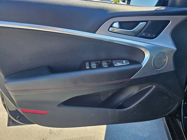 2023 Genesis G70 - Image 11 of 15