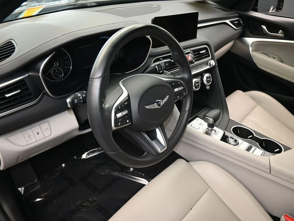 2023 Genesis G70 - Image 10 of 12
