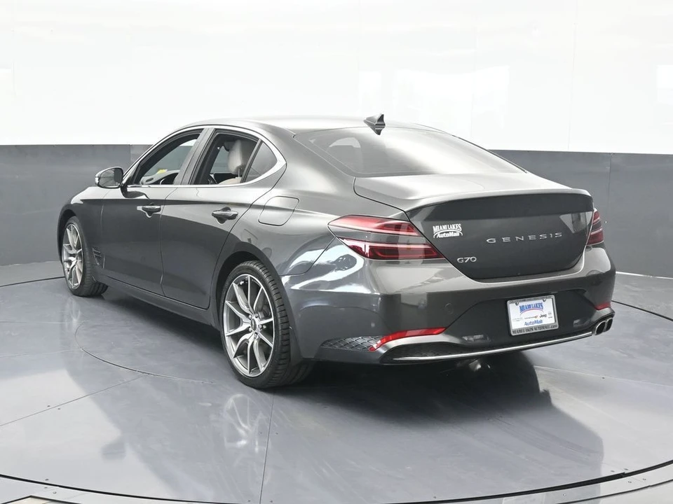 2023 Genesis G70 - Image 4 of 12