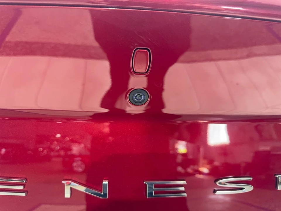 2023 Genesis G70 - Image 25 of 31