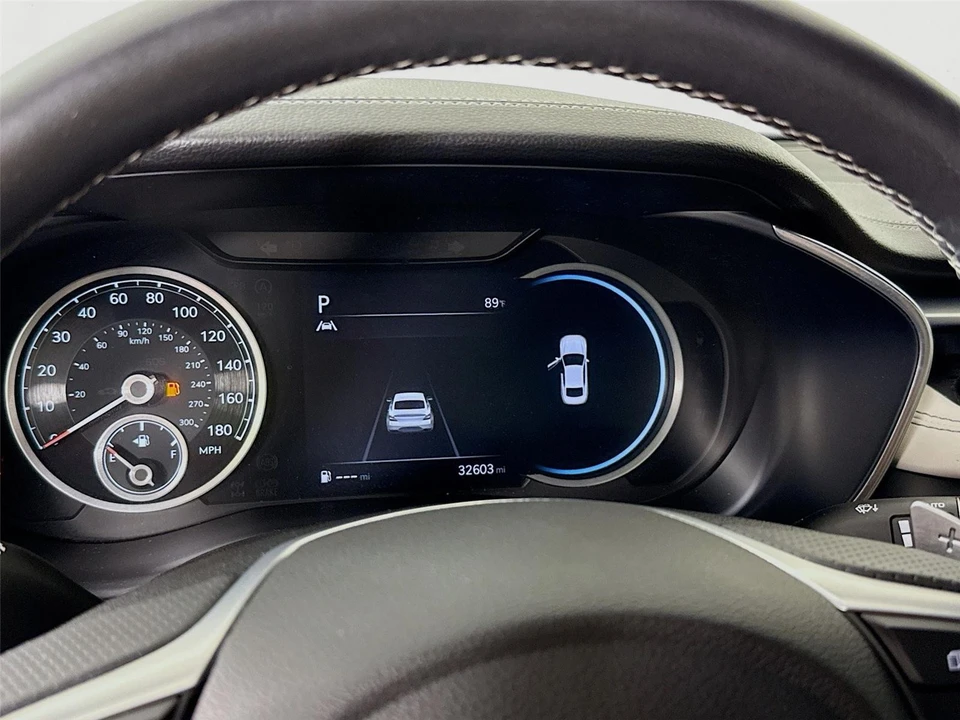 2023 Genesis G70 - Image 9 of 15