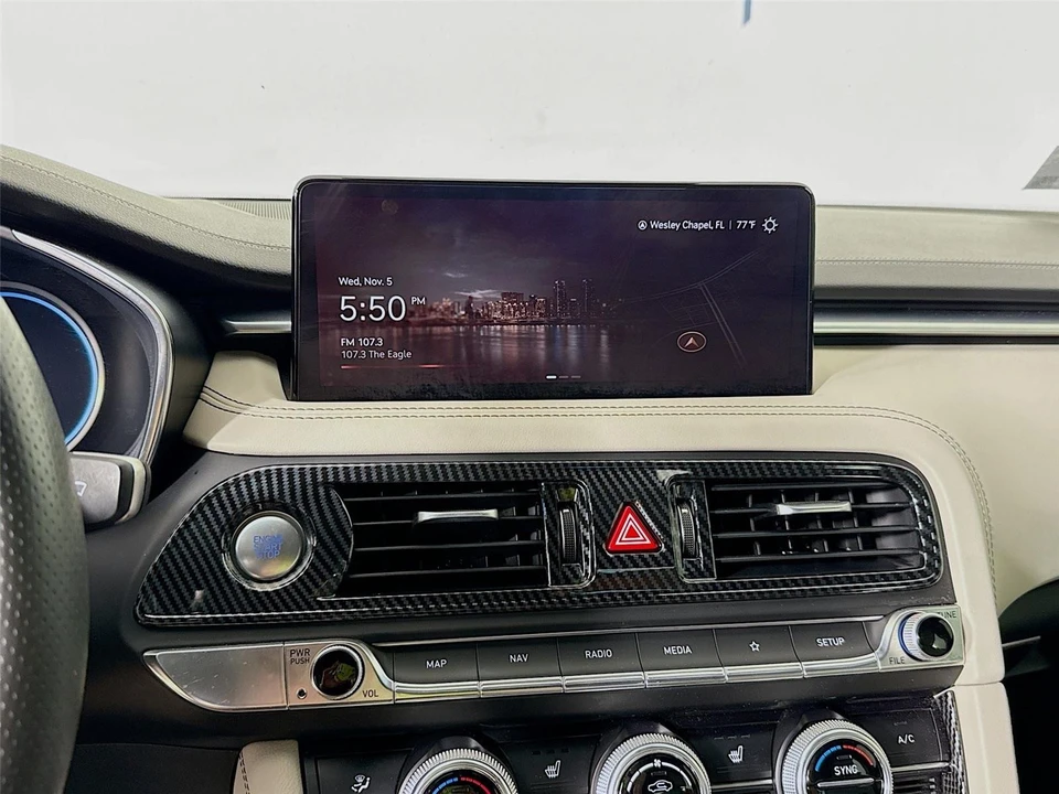 2023 Genesis G70 - Image 10 of 15