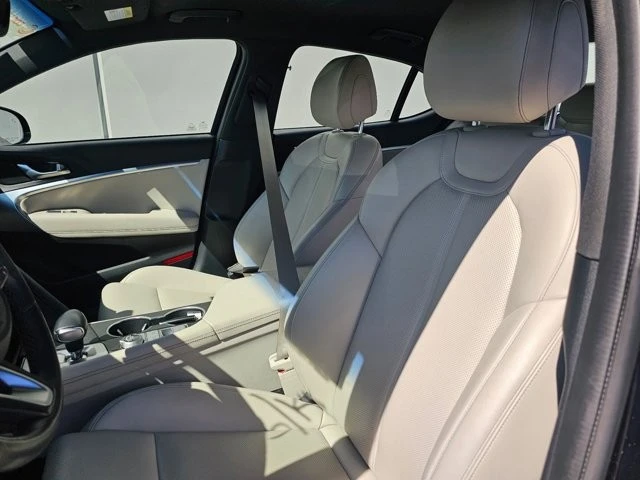2023 Genesis G70 - Image 6 of 15