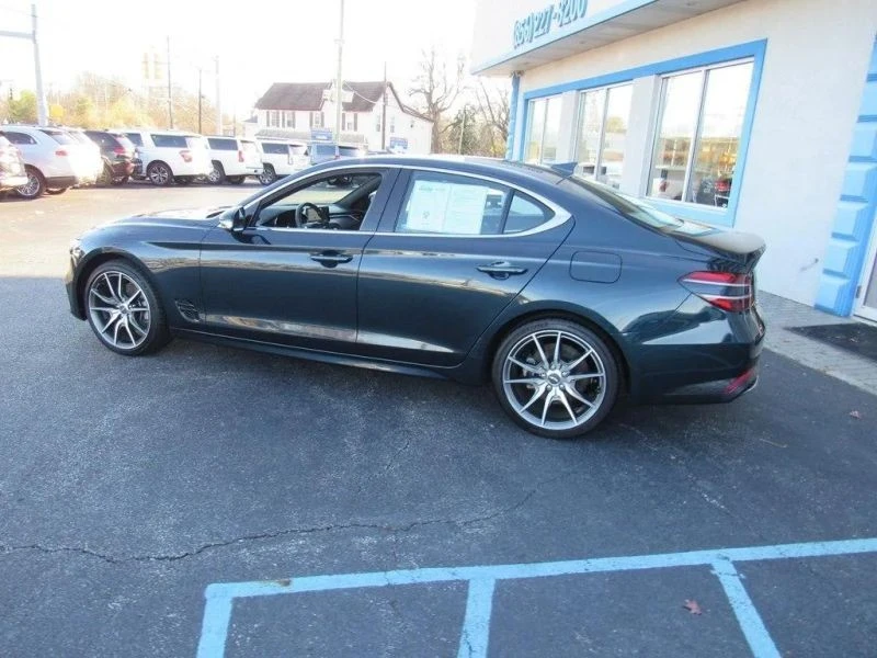 2023 Genesis G70 - Image 4 of 12