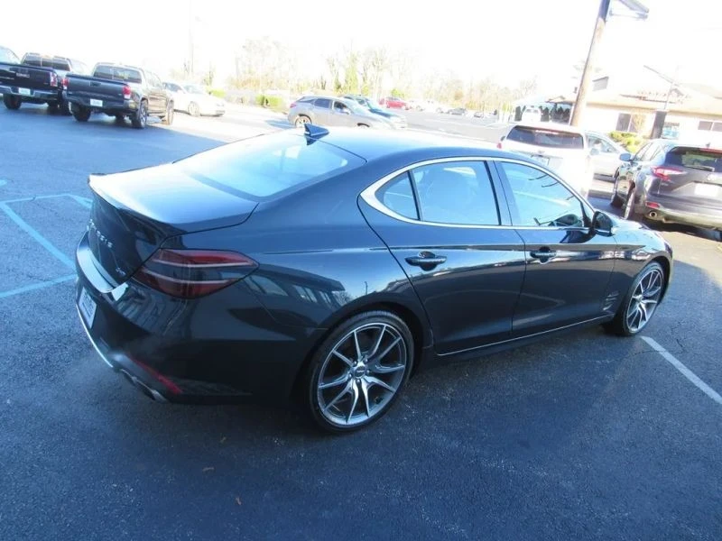 2023 Genesis G70 - Image 9 of 12