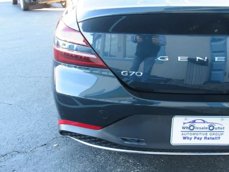 2023 Genesis G70 - Image 7 of 12