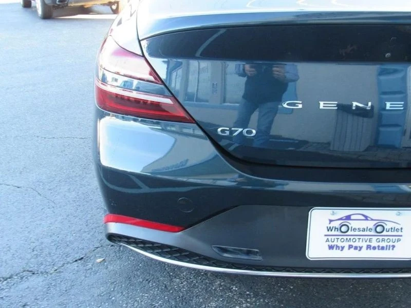 2023 Genesis G70 - Image 7 of 12