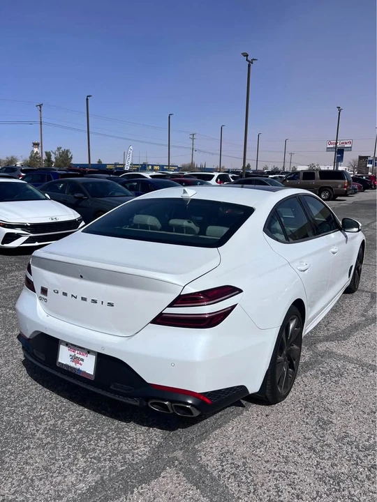 2023 Genesis G70 - Image 4 of 14
