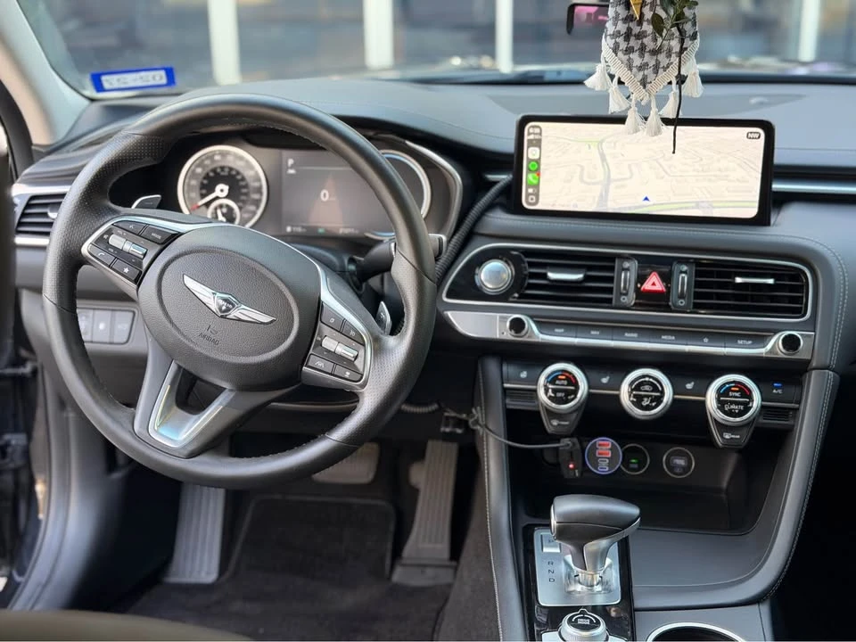 2023 Genesis G70 - Image 6 of 9