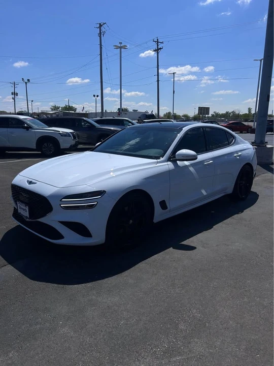 2023 Genesis G70 - Image 4 of 10
