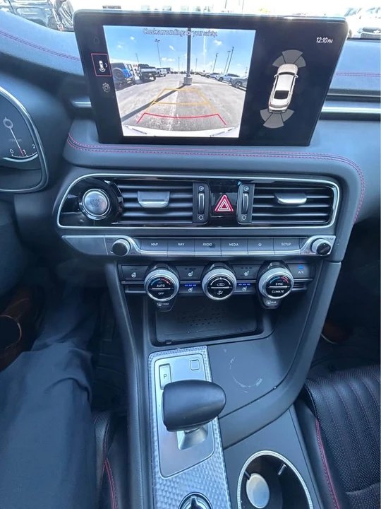 2023 Genesis G70 - Image 9 of 10