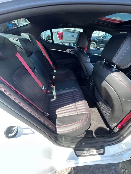 2023 Genesis G70 - Image 6 of 10