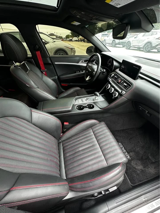 2023 Genesis G70 - Image 2 of 13