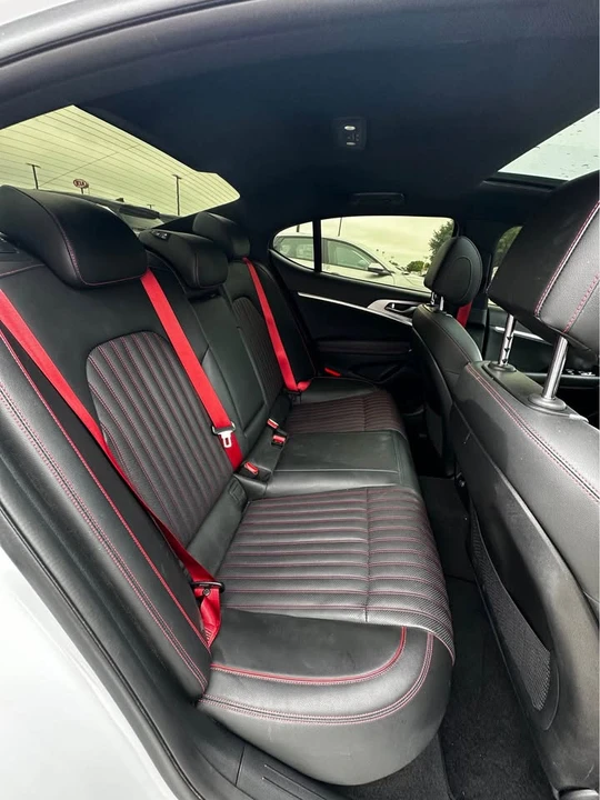 2023 Genesis G70 - Image 10 of 13