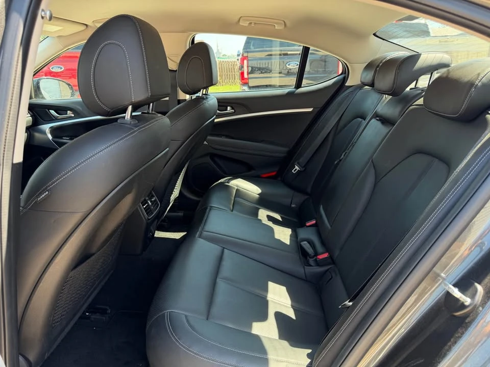 2023 Genesis G70 - Image 10 of 11