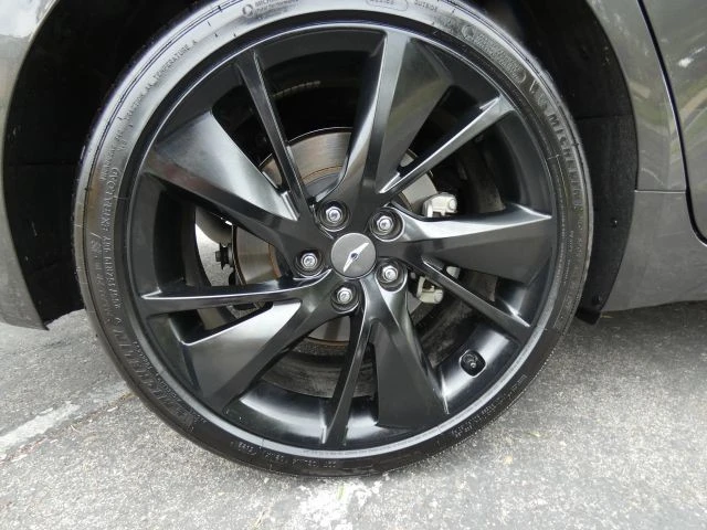 2023 Genesis G70 - Image 13 of 21