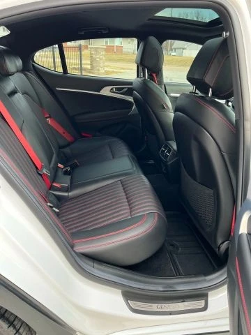 2023 Genesis G70 - Image 16 of 21