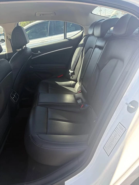 2023 Genesis G70 - Image 6 of 8