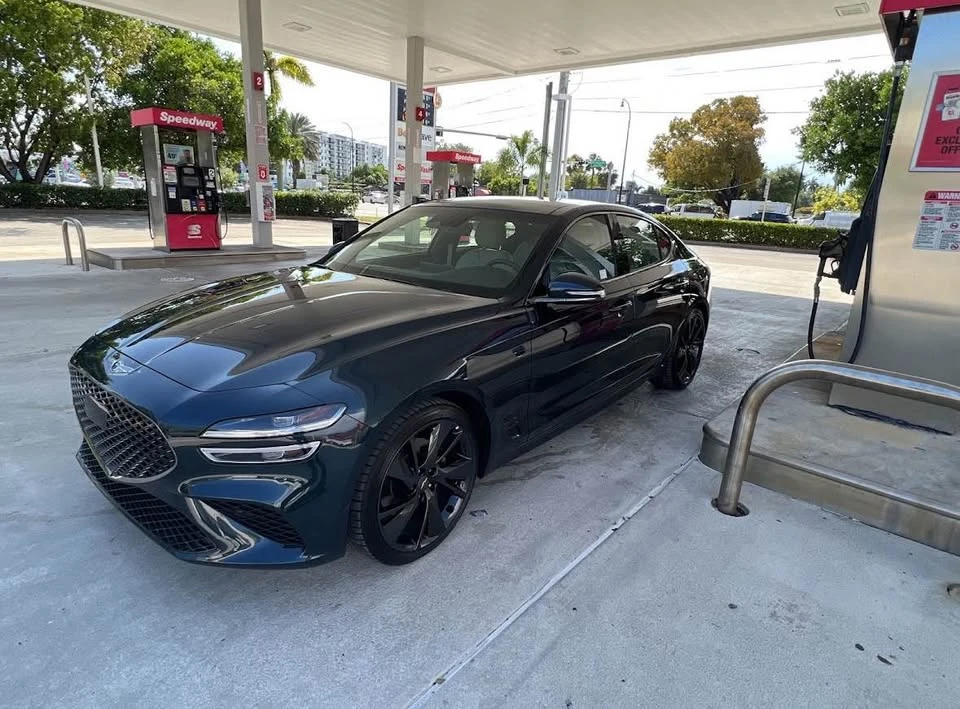 2023 Genesis G70 - Image 4 of 5