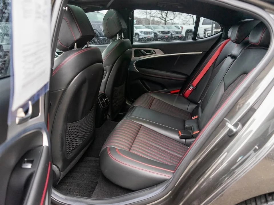 2023 Genesis G70 - Image 10 of 20