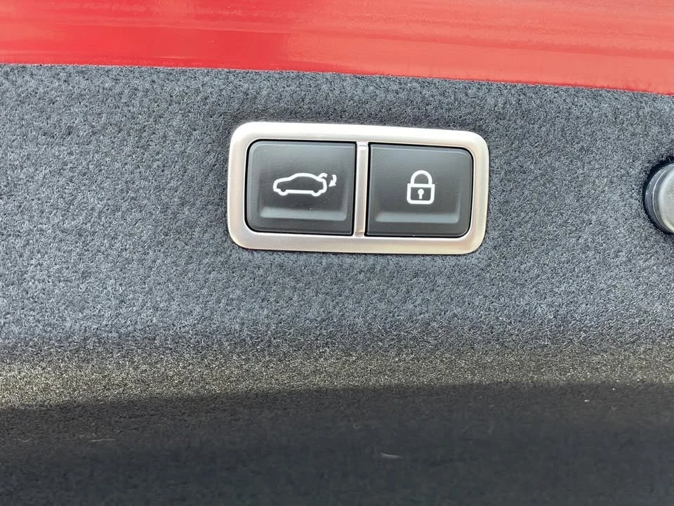 2023 Genesis G70 - Image 5 of 19